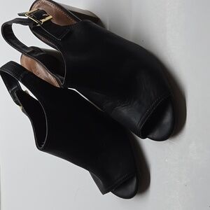 Old Navy Block Heel Sandals